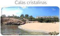Cala junto casas adosadas